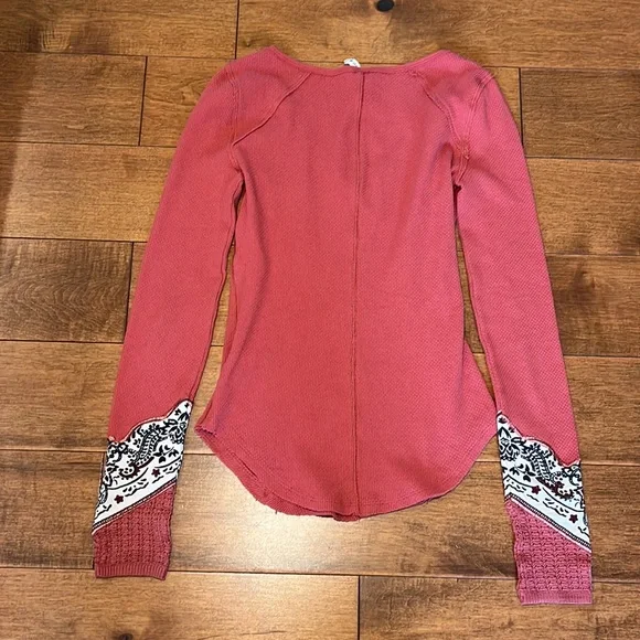 FREE PEOPLE Bandana Cuff Thermal Long Sleeve Top XS ***NOTE*** - Picture 8 of 9